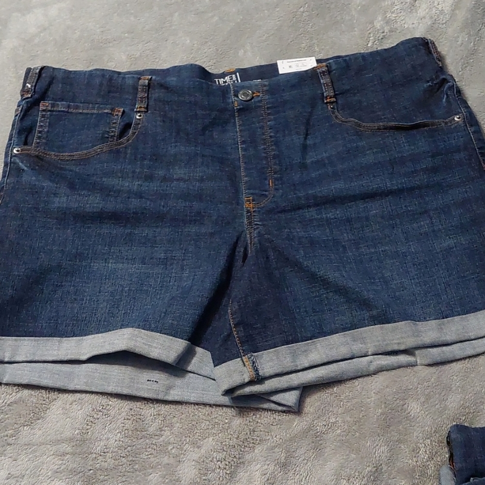 Time and Tru bluejean shorts NWT